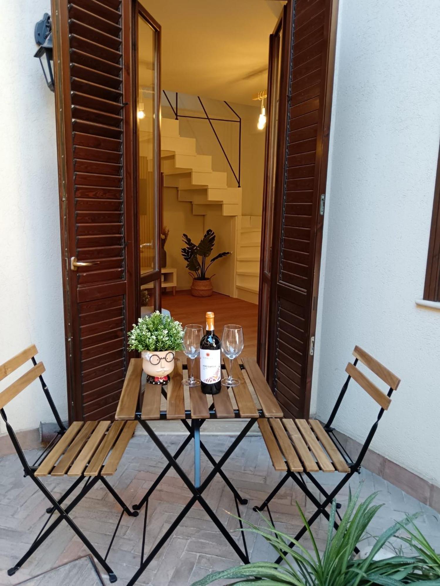 Via Cagliari Home Catania Luaran gambar
